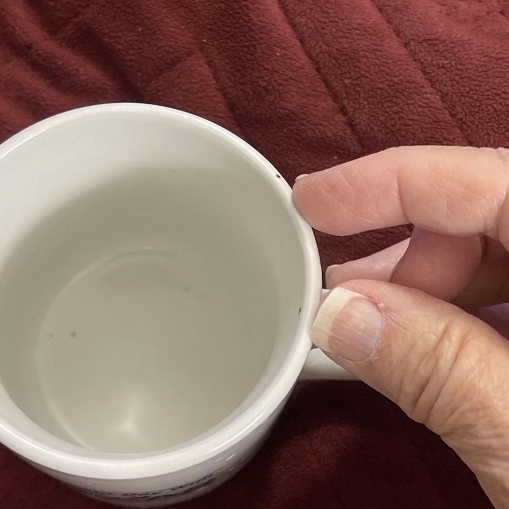 AA American Airlines Start Your Day With Ideas in AAction Flat Coffee Cup READ - Picture 5 of 9